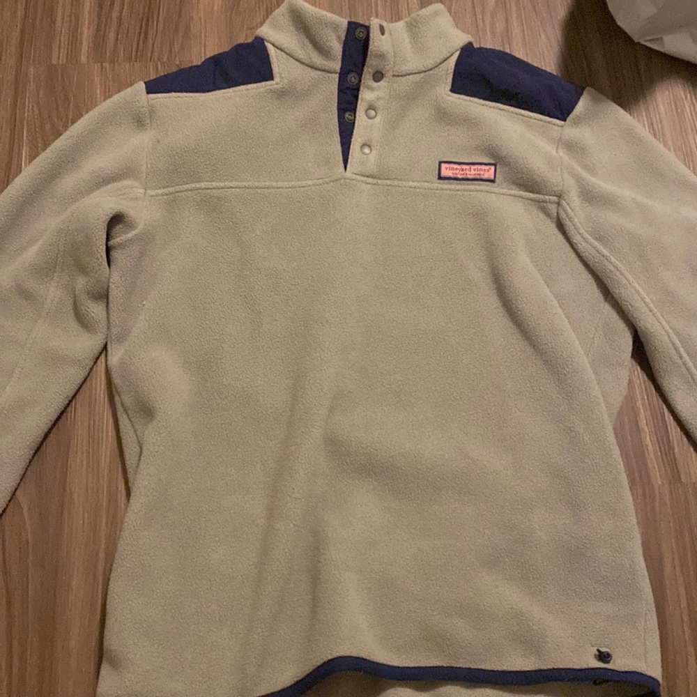 vineyard vines pullover